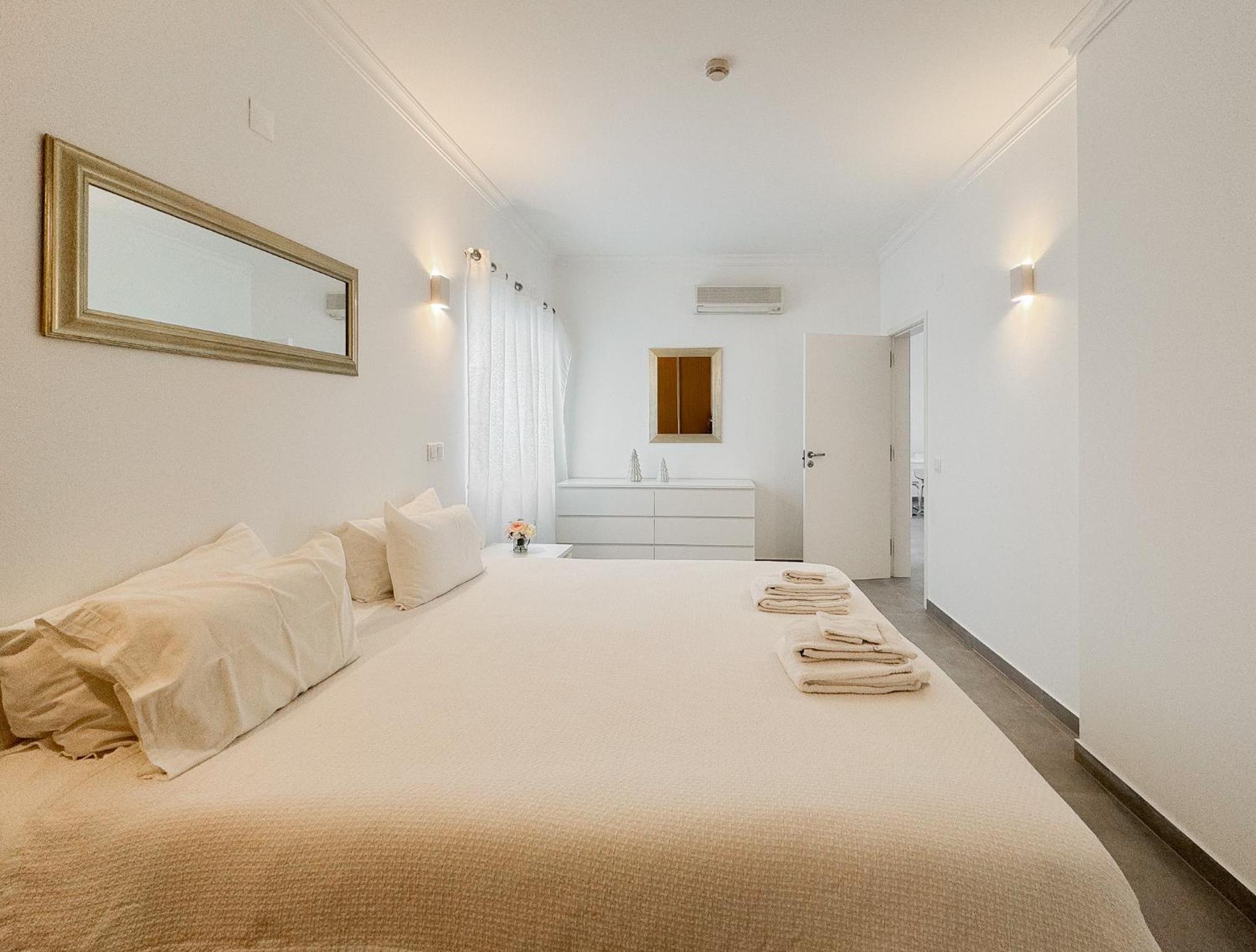 Holiday Beach Apartment Porto De Mos Λάγος Εξωτερικό φωτογραφία